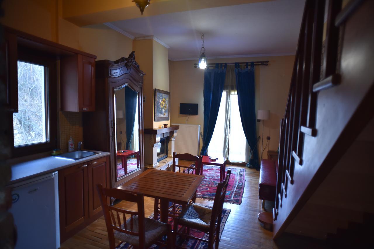Santa Marina Guesthouse Като-Лутраки Экстерьер фото