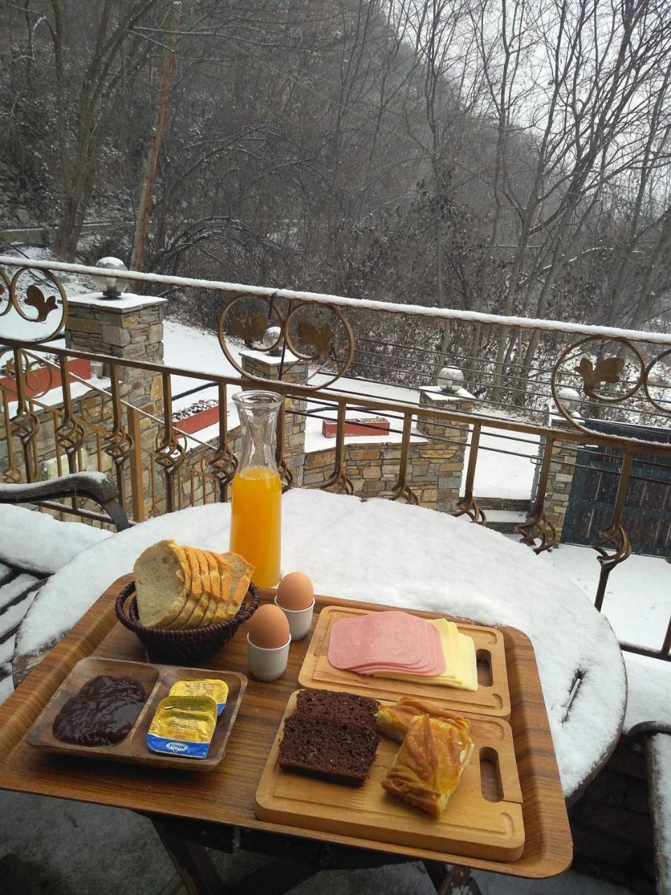 Santa Marina Guesthouse Като-Лутраки Экстерьер фото
