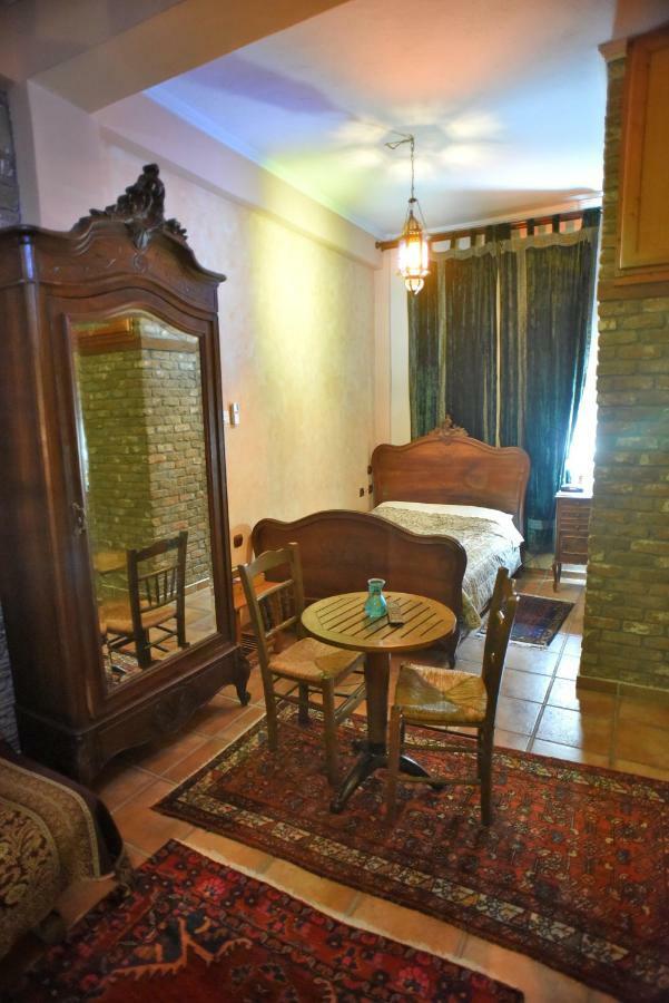 Santa Marina Guesthouse Като-Лутраки Экстерьер фото
