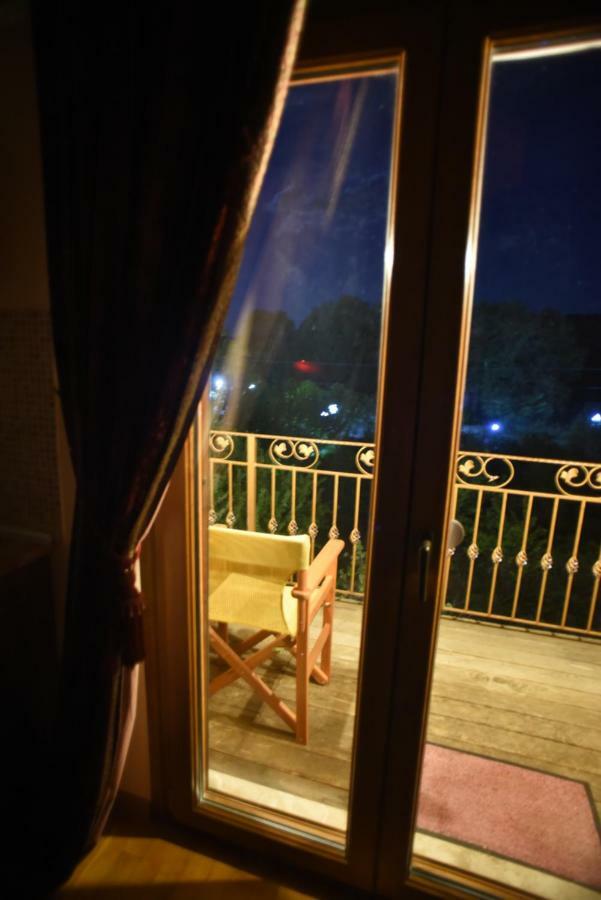 Santa Marina Guesthouse Като-Лутраки Экстерьер фото