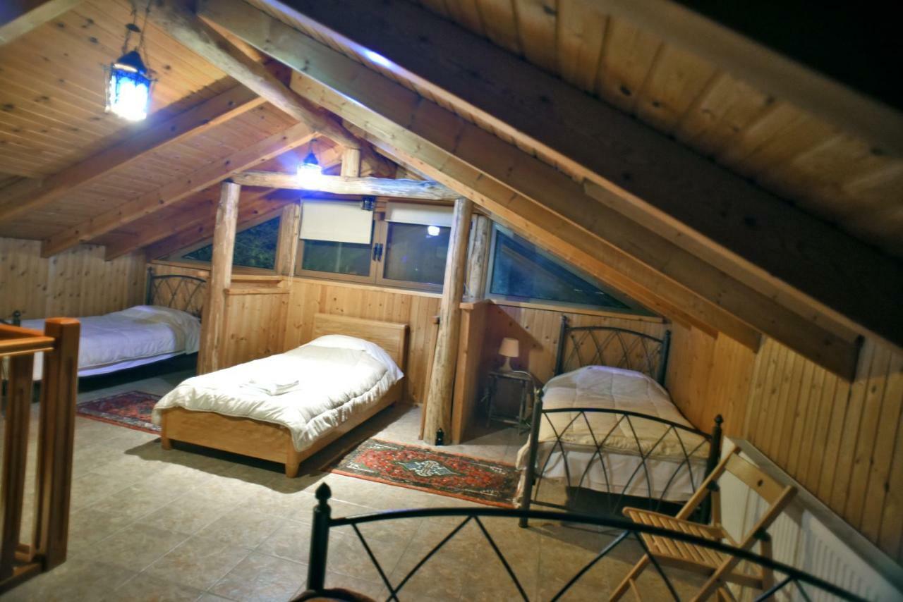 Santa Marina Guesthouse Като-Лутраки Экстерьер фото