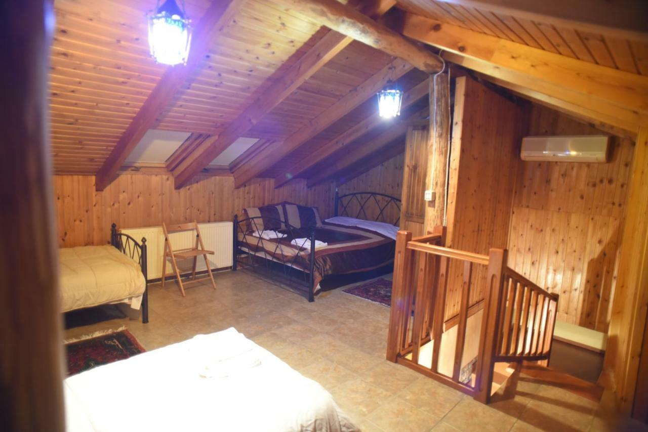 Santa Marina Guesthouse Като-Лутраки Экстерьер фото
