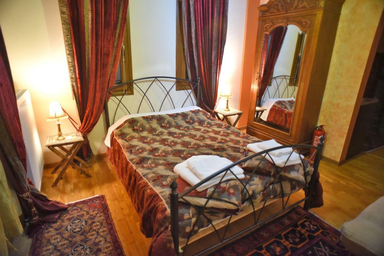 Santa Marina Guesthouse Като-Лутраки Экстерьер фото